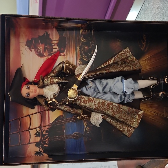 Barbie 'The Pirate'  absolutely stunning details - Picture 1 of 11